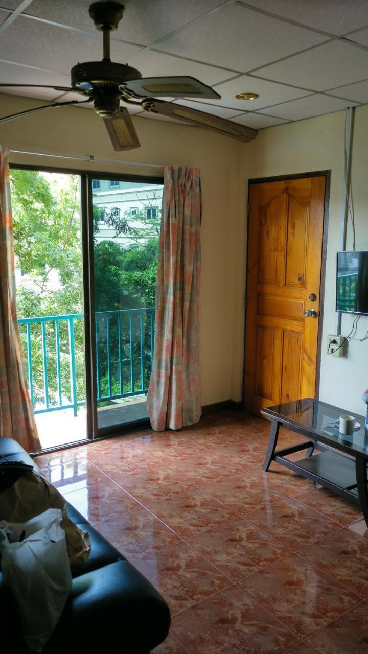 Guestpat Casabella Hotel Pattaya Exterior photo